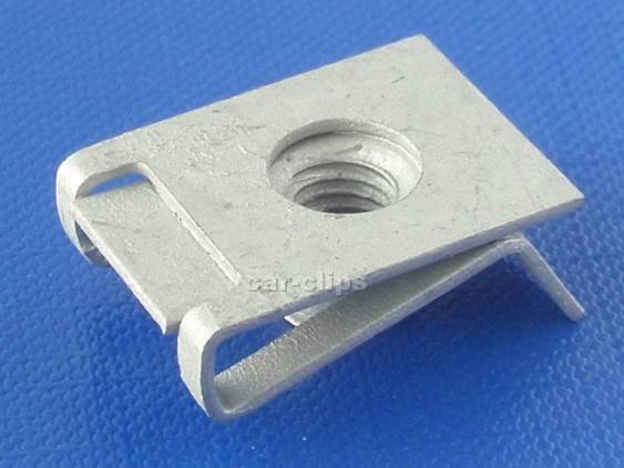 C70502E.jpg